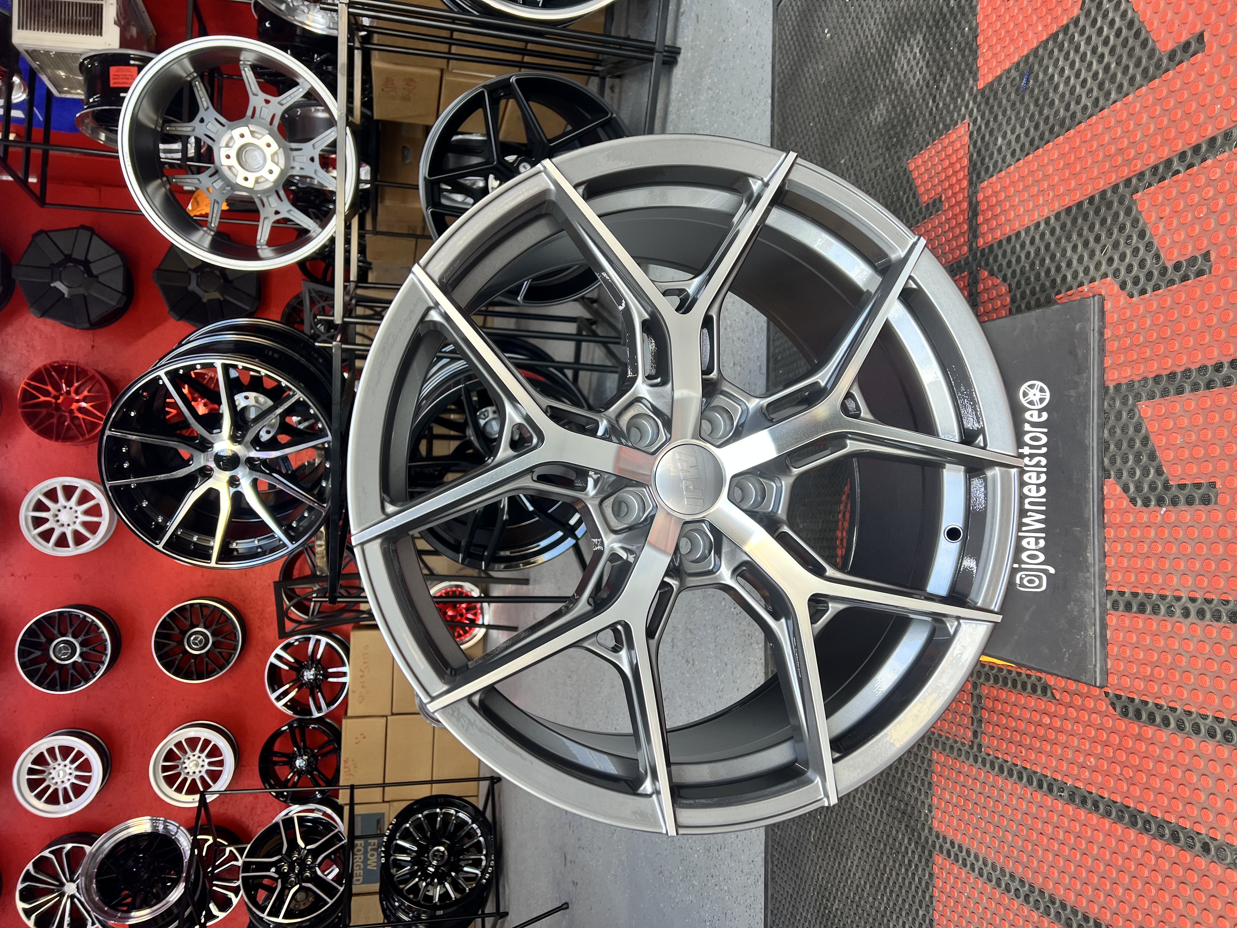 SET NEW RIMS SIZE 20 5X114