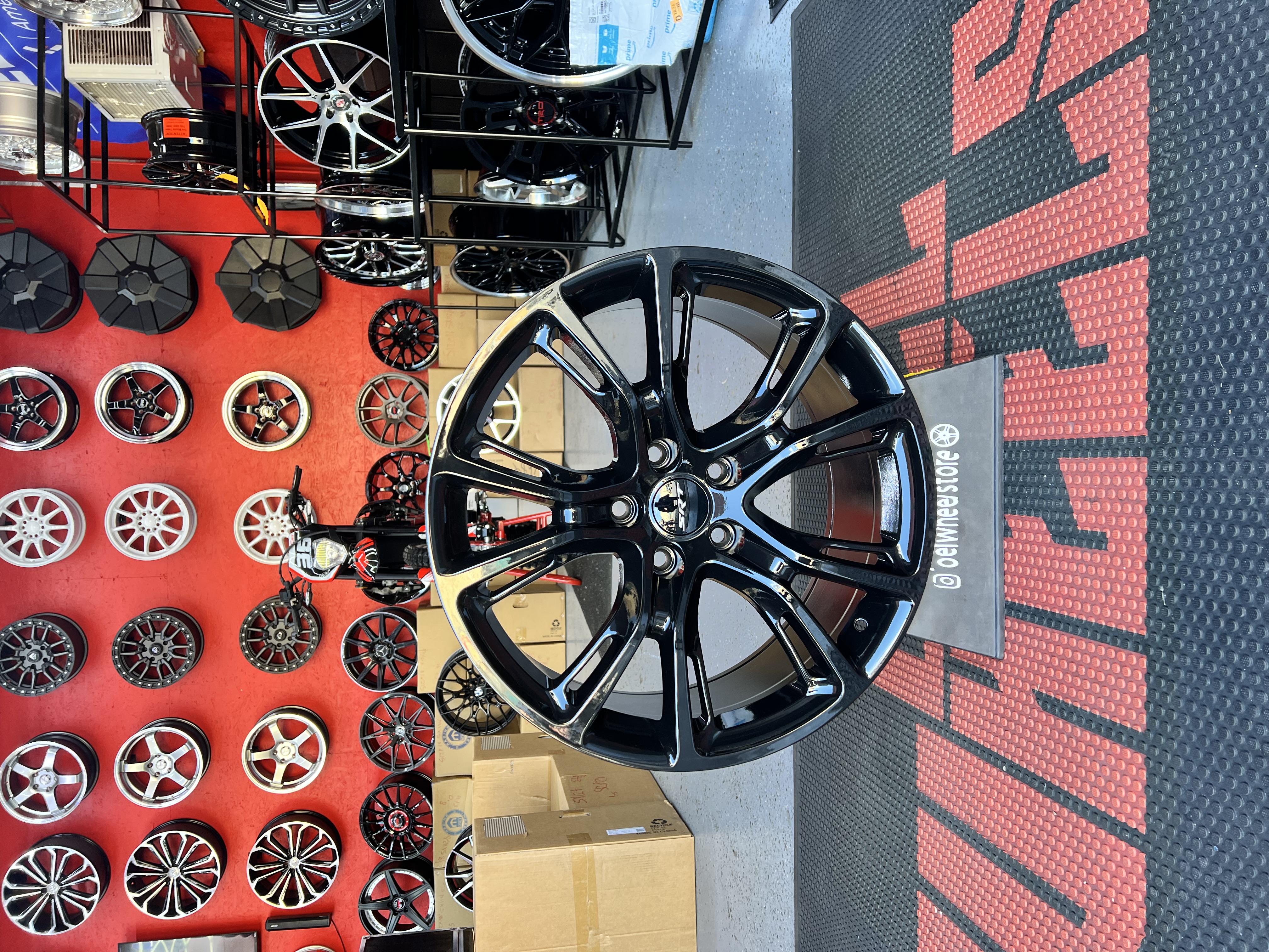 SET NEW RIMS SIZE 20 5X127