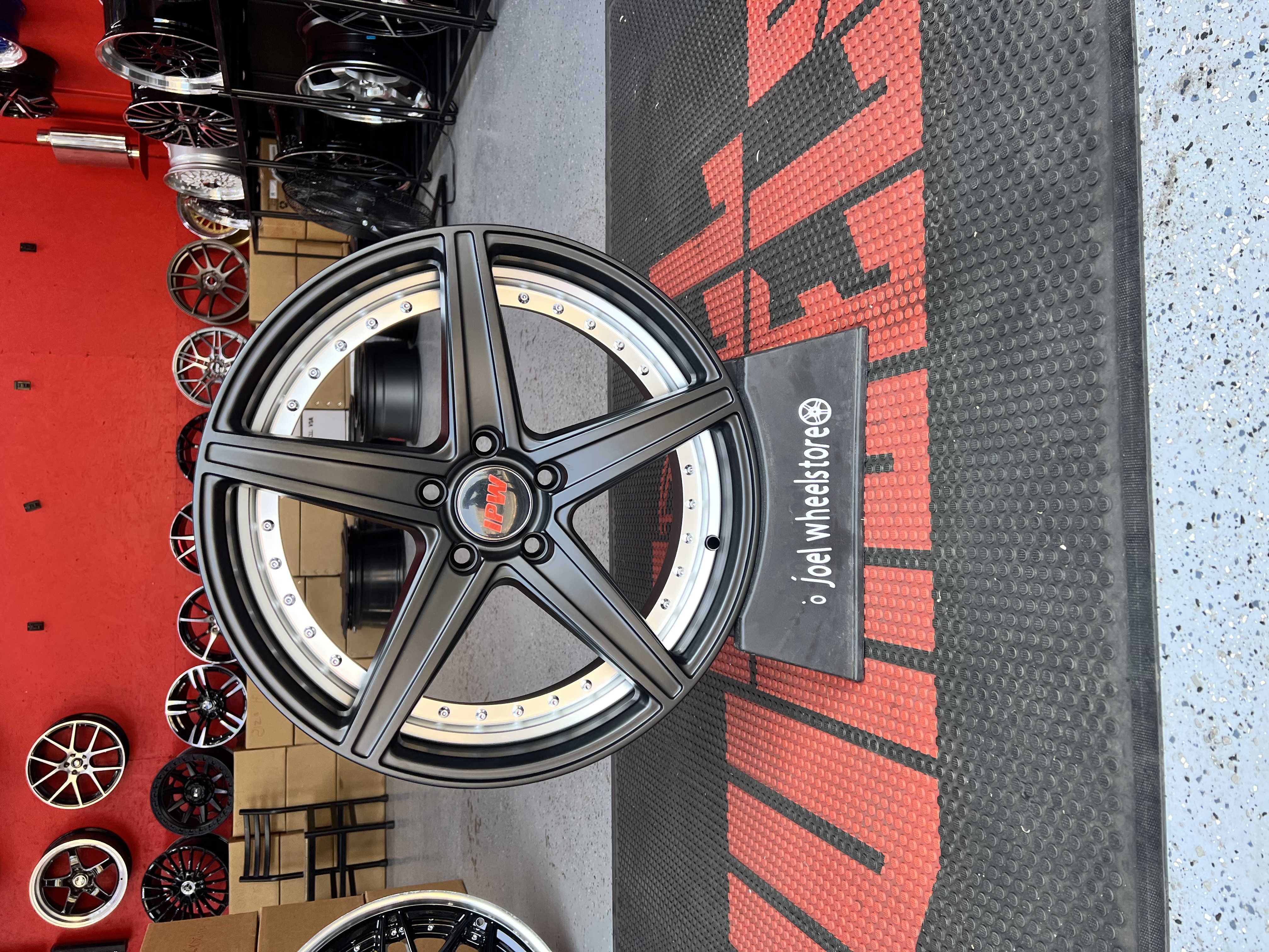 SET NEW RIMS SIZE 18 5X114